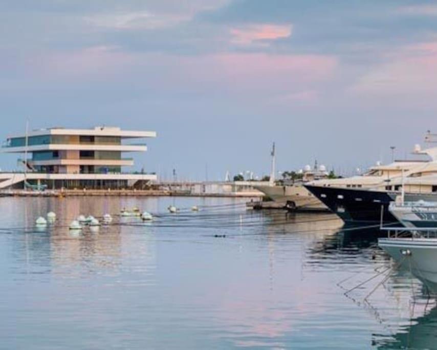 Apartamento En La Playa Las Arenas +Wifi+Ac Valencia Exteriör bild